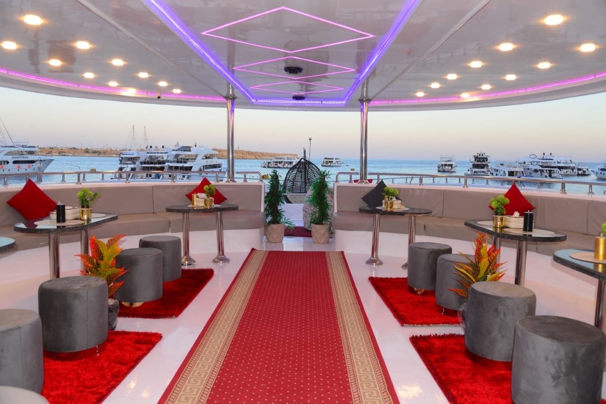 King Tour تصميم بدون عنوان (19)